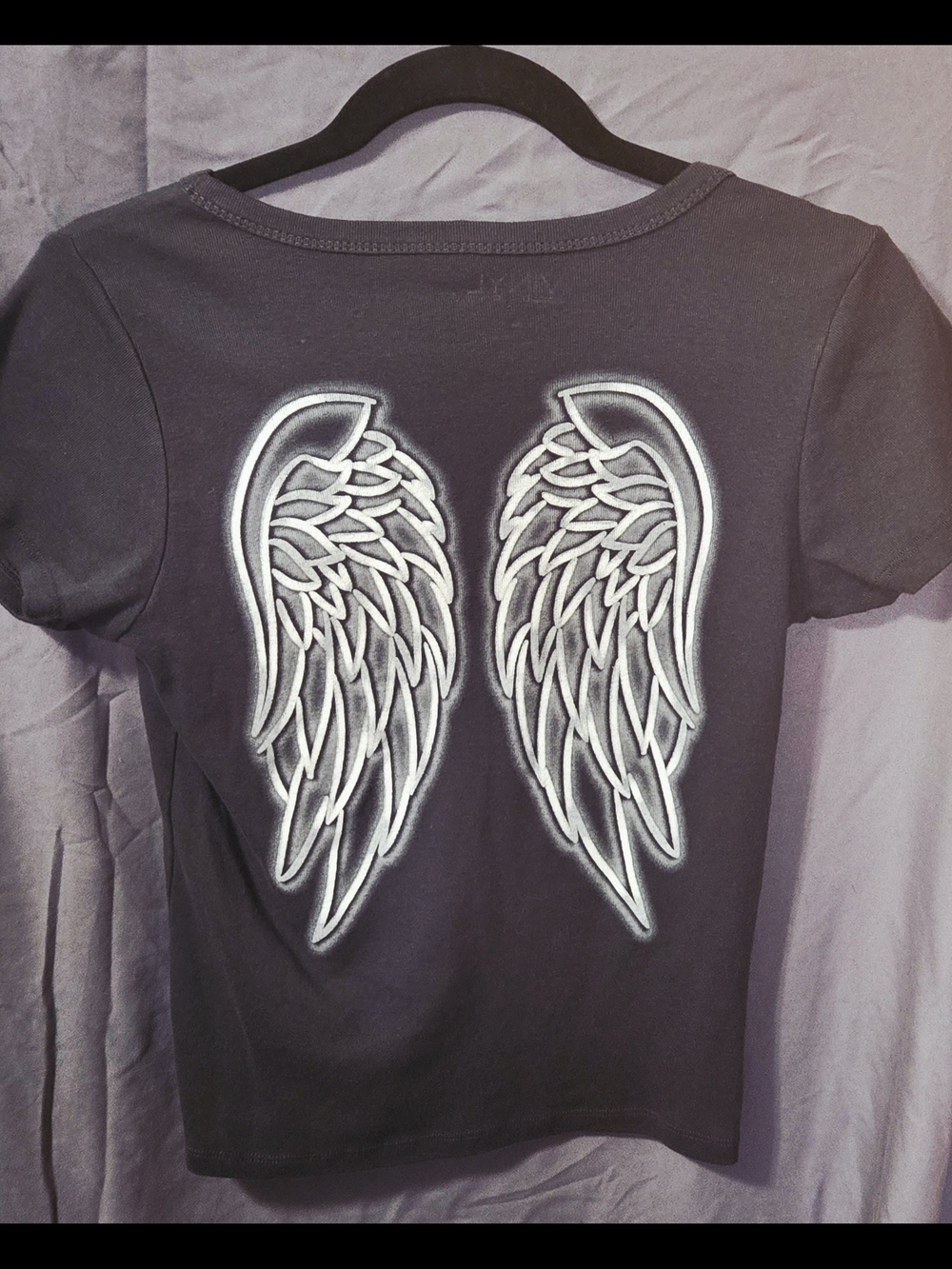 Vinyl Icons "Angel" Women's Graphic Tee Size L